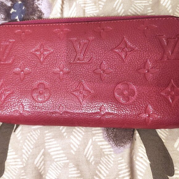 LOUIS VUITTON Zippy Wallet Long Monogram Empreinte - EUC - Picture 1 of 10